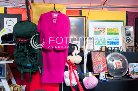  14.01.2018 WARSZAWA <br />26 FINAL WIELKIEJ ORKIESTRY SWIATECZNEJ POMOCY<br />N/Z RZECZY NA AUKCJE UBRANIE AGATA KORNHAUSER DUDY<br /> 