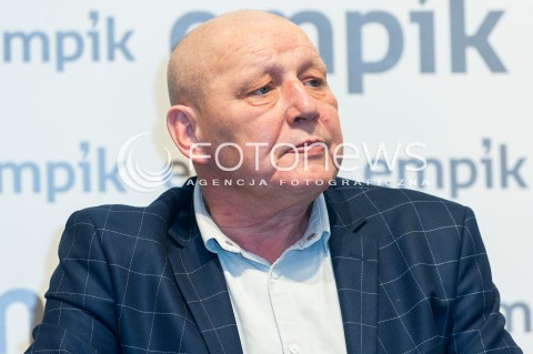  17.01.2018 WARSZAWA EMPIK<br />PROMOCJA KSIAZKI KRZYSZTOFA JACKOWSKIEGO JASNOWIDZ NA POLICYJNYM ETACIE<br />N/Z KRZYSZTOF JACKOWSKI<br /> 