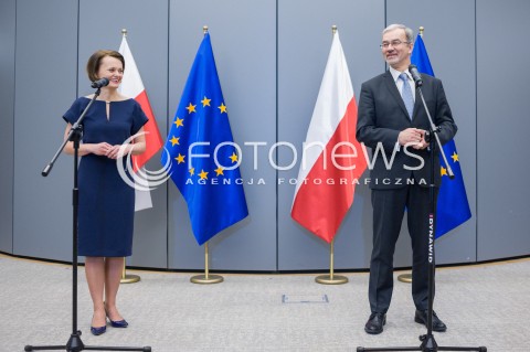 Konferencja ministrów Jadwigi Emilewicz i Jerzego Kwiecińskiego w Warszawie