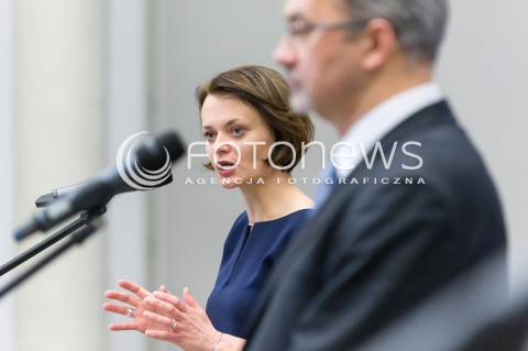  18.01.2018 WARSZAWA<br />KONFERENCJA PRASOWA MINISTER PRZEDSIEBIORCZOSCI I TECHNOLOGII JADWIGI EMILEWICZ ORAZ MINISTRA INWESTYCJI I ROZWOJU JERZEGO KWIECINSKIEGO<br />KONFERENCJA POSWIECONA PREZENTACJI ZADAN NOWO POWSTALYCH RESORTOW.<br />N/Z JADWIGA EMILEWICZ JERZY KWIECINSKI<br /> 
