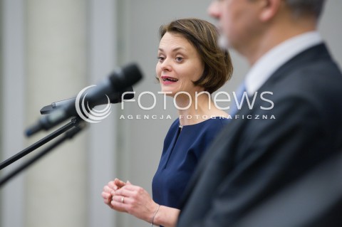  18.01.2018 WARSZAWA<br />KONFERENCJA PRASOWA MINISTER PRZEDSIEBIORCZOSCI I TECHNOLOGII JADWIGI EMILEWICZ ORAZ MINISTRA INWESTYCJI I ROZWOJU JERZEGO KWIECINSKIEGO<br />KONFERENCJA POSWIECONA PREZENTACJI ZADAN NOWO POWSTALYCH RESORTOW.<br />N/Z JADWIGA EMILEWICZ<br /> 
