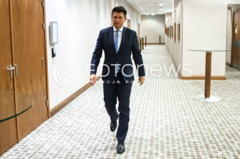  18.01.2018 RZESZOW <br />DEBATA EKSPERCKA PT. PLAN NAPRAWY PANSTWA Z UDZIALEM RYSZARDA PETRU<br />TO PIERWSZA TEGO TYPU DEBATA W KRAJU ORGANIZOWANA PRZEZ STOWARZYSZENIE PLAN PETRU <br />N/Z RYSZARD PETRU <br /> 