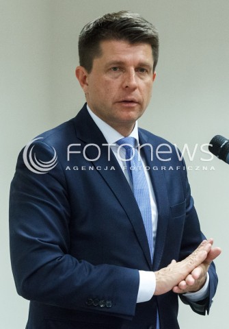  18.01.2018 RZESZOW <br />DEBATA EKSPERCKA PT. PLAN NAPRAWY PANSTWA Z UDZIALEM RYSZARDA PETRU<br />TO PIERWSZA TEGO TYPU DEBATA W KRAJU ORGANIZOWANA PRZEZ STOWARZYSZENIE PLAN PETRU <br />N/Z RYSZARD PETRU <br /> 