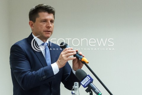  18.01.2018 RZESZOW <br />DEBATA EKSPERCKA PT. PLAN NAPRAWY PANSTWA Z UDZIALEM RYSZARDA PETRU<br />TO PIERWSZA TEGO TYPU DEBATA W KRAJU ORGANIZOWANA PRZEZ STOWARZYSZENIE PLAN PETRU <br />N/Z RYSZARD PETRU <br /> 