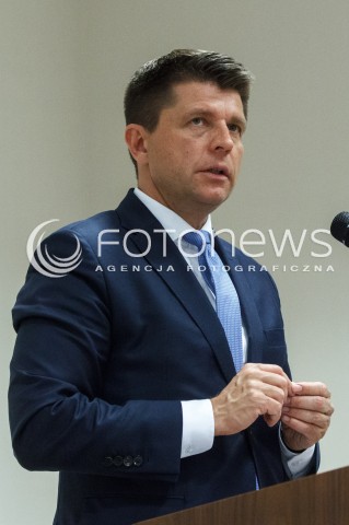  18.01.2018 RZESZOW <br />DEBATA EKSPERCKA PT. PLAN NAPRAWY PANSTWA Z UDZIALEM RYSZARDA PETRU<br />TO PIERWSZA TEGO TYPU DEBATA W KRAJU ORGANIZOWANA PRZEZ STOWARZYSZENIE PLAN PETRU <br />N/Z RYSZARD PETRU <br /> 