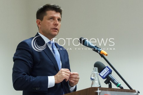  18.01.2018 RZESZOW <br />DEBATA EKSPERCKA PT. PLAN NAPRAWY PANSTWA Z UDZIALEM RYSZARDA PETRU<br />TO PIERWSZA TEGO TYPU DEBATA W KRAJU ORGANIZOWANA PRZEZ STOWARZYSZENIE PLAN PETRU <br />N/Z RYSZARD PETRU <br /> 