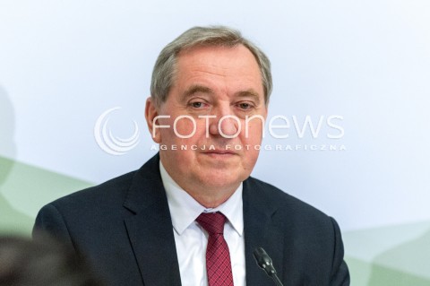  19.01.2018 WARSZAWA<br />SPOTKANIE KONSULTACYJNE W SPRAWIE ZMIAN W PRAWIE LOWIECKIM W MINISTERSTWIE SRODOWISKA<br />N/Z MINISTER HENRYK KOWALCZYK<br /> 