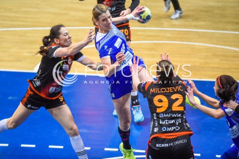  24.01.2017 GDYNIA<br />PGNIG SUPERLIGA KOBIET W PILCE RECZNEJ<br />SEZON 2017/2018<br />MECZ GTPR GDYNIA - METRACO ZAGLEBIE LUBIN<br />N/Z KAROLINA SEMENIUK ALEKSANDRA ZYCH<br /> 