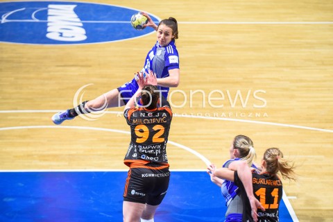  24.01.2017 GDYNIA<br />PGNIG SUPERLIGA KOBIET W PILCE RECZNEJ<br />SEZON 2017/2018<br />MECZ GTPR GDYNIA - METRACO ZAGLEBIE LUBIN<br />N/Z JOANNA KOZLOWSKA JOVANA MILOJEVIC<br /> 