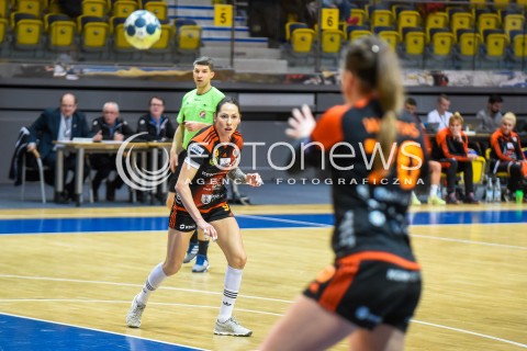  24.01.2017 GDYNIA<br />PGNIG SUPERLIGA KOBIET W PILCE RECZNEJ<br />SEZON 2017/2018<br />MECZ GTPR GDYNIA - METRACO ZAGLEBIE LUBIN<br />N/Z KAROLINA SEMENIUK<br /> 
