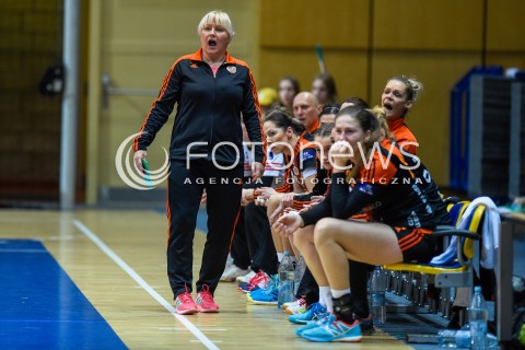  24.01.2017 GDYNIA<br />PGNIG SUPERLIGA KOBIET W PILCE RECZNEJ<br />SEZON 2017/2018<br />MECZ GTPR GDYNIA - METRACO ZAGLEBIE LUBIN<br />N/Z BOZENA KARKUT<br /> 