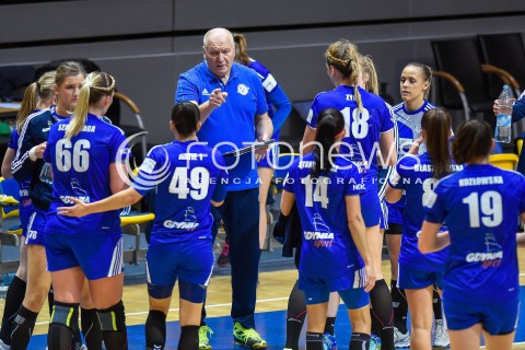  24.01.2017 GDYNIA<br />PGNIG SUPERLIGA KOBIET W PILCE RECZNEJ<br />SEZON 2017/2018<br />MECZ GTPR GDYNIA - METRACO ZAGLEBIE LUBIN<br />N/Z GENNADIY KAMELIN JOANNA SZARAWAGA PATRICIA MATIELI MACHADO MAGDALENA STANULEWICZ ALEKSANDRA ZYCH JOANNA KOZLOWSKA<br /> 