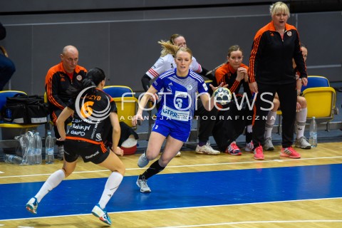  24.01.2017 GDYNIA<br />PGNIG SUPERLIGA KOBIET W PILCE RECZNEJ<br />SEZON 2017/2018<br />MECZ GTPR GDYNIA - METRACO ZAGLEBIE LUBIN<br />N/Z KATARZYNA JANISZEWSKA<br /> 