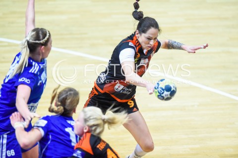  24.01.2017 GDYNIA<br />PGNIG SUPERLIGA KOBIET W PILCE RECZNEJ<br />SEZON 2017/2018<br />MECZ GTPR GDYNIA - METRACO ZAGLEBIE LUBIN<br />N/Z KAROLINA SEMENIUK<br /> 