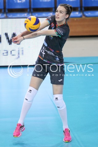  28.01.2018 RZESZOW <br />SIATKOWKA LIGA SIATKOWKI KOBIET LSK 2017/2018 WOMEN VOLLEYBALL POLAND POLISH LEAGUE <br />MECZ DEVELOPRES SKYRES RZESZOW - LEGIONOVIA LEGIONOWO <br />N/Z MAGDALENA DAMASKE SYLWETKA <br /> 