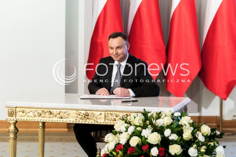  30.01.2018 WARSZAWA PALAC PREZYDENCKI<br />PODPISANIE USTAWY O OGRANICZENIU HANDLU W NIEDZIELE I SWIETA PRZEZ PREZYDENTA<br />N/Z PREZYDENT RP ANDRZEJ DUDA<br /> 