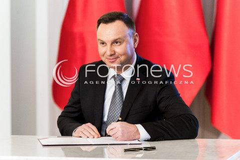 Prezydent podpisał ustawęo ograniczeniu handlu w niedziele i święta w Warszawie