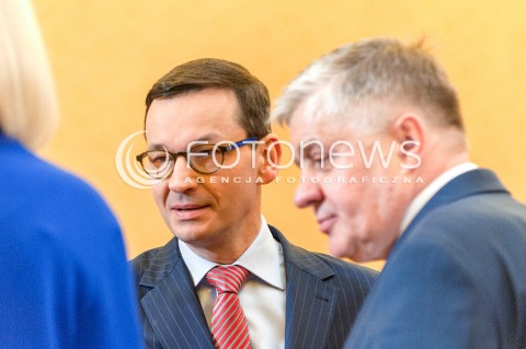  31.01.2018 WARSZAWA<br />INAUGURACYJNE POSIEDZENIE KOMITETU SPOLECZNEGO RADY MINISTROW<br />N/Z KRZYSZTOF JURGIEL MATEUSZ MORAWIECKI<br /> 