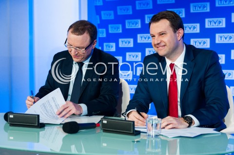  31.01.2018 WARSZWA<br />BRIEFING PREZESA TVP JACKA KURSKIEGO<br />DOTYCZACY 55. KRAJOWEGO FESTIWALU PIOSENKI W OPOLU<br />N/Z PREZES TVP JACEK KURSKI PREZYDENT OPOLA ARKADIUSZ WISNIEWSKI<br /> 