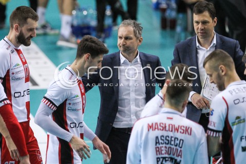  04.02.2018 RZESZOW <br />SIATKOWKA PLUSLIGA 2017/2018 MEN VOLLEYBALL POLAND POLISH PLUS LIGA LEAGUE SEASON 2017/2018 <br />MECZ ASSECO RESOVIA RZESZOW - PGE SKRA BELCHATOW <br />N/Z ANDRZEJ KOWAL - I TRENER ( HEAD COACH ) LUCIO ORO THIBAULT ROSSARD <br /> 