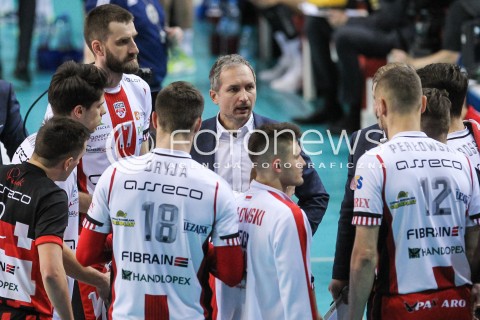  04.02.2018 RZESZOW <br />SIATKOWKA PLUSLIGA 2017/2018 MEN VOLLEYBALL POLAND POLISH PLUS LIGA LEAGUE SEASON 2017/2018 <br />MECZ ASSECO RESOVIA RZESZOW - PGE SKRA BELCHATOW <br />N/Z ANDRZEJ KOWAL - I TRENER ( HEAD COACH ) <br /> 