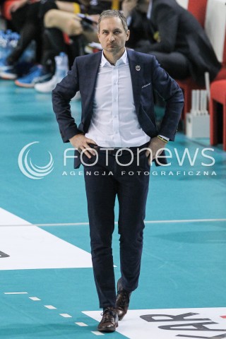  04.02.2018 RZESZOW <br />SIATKOWKA PLUSLIGA 2017/2018 MEN VOLLEYBALL POLAND POLISH PLUS LIGA LEAGUE SEASON 2017/2018 <br />MECZ ASSECO RESOVIA RZESZOW - PGE SKRA BELCHATOW <br />N/Z ANDRZEJ KOWAL - I TRENER ( HEAD COACH ) SYLWETKA <br /> 