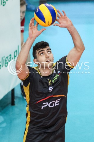  04.02.2018 RZESZOW <br />SIATKOWKA PLUSLIGA 2017/2018 MEN VOLLEYBALL POLAND POLISH PLUS LIGA LEAGUE SEASON 2017/2018 <br />MECZ ASSECO RESOVIA RZESZOW - PGE SKRA BELCHATOW <br />N/Z MARCIN JANUSZ SYLWETKA <br /> 