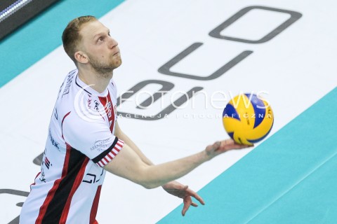  04.02.2018 RZESZOW <br />SIATKOWKA PLUSLIGA 2017/2018 MEN VOLLEYBALL POLAND POLISH PLUS LIGA LEAGUE SEASON 2017/2018 <br />MECZ ASSECO RESOVIA RZESZOW - PGE SKRA BELCHATOW <br />N/Z JAKUB JAROSZ SYLWETKA <br /> 