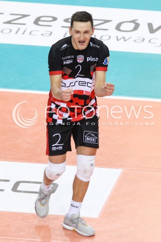  04.02.2018 RZESZOW <br />SIATKOWKA PLUSLIGA 2017/2018 MEN VOLLEYBALL POLAND POLISH PLUS LIGA LEAGUE SEASON 2017/2018 <br />MECZ ASSECO RESOVIA RZESZOW - PGE SKRA BELCHATOW <br />N/Z PAWEL RUSEK SYLWETKA RADOSC EMOCJE <br /> 