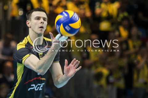  04.02.2018 RZESZOW <br />SIATKOWKA PLUSLIGA 2017/2018 MEN VOLLEYBALL POLAND POLISH PLUS LIGA LEAGUE SEASON 2017/2018 <br />MECZ ASSECO RESOVIA RZESZOW - PGE SKRA BELCHATOW <br />N/Z MARIUSZ WLAZLY SYLWETKA <br /> 