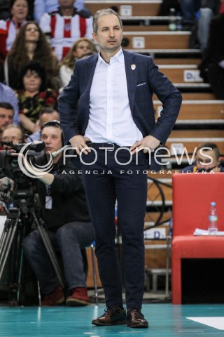  04.02.2018 RZESZOW <br />SIATKOWKA PLUSLIGA 2017/2018 MEN VOLLEYBALL POLAND POLISH PLUS LIGA LEAGUE SEASON 2017/2018 <br />MECZ ASSECO RESOVIA RZESZOW - PGE SKRA BELCHATOW <br />N/Z ANDRZEJ KOWAL - I TRENER ( HEAD COACH ) SYLWETKA <br /> 