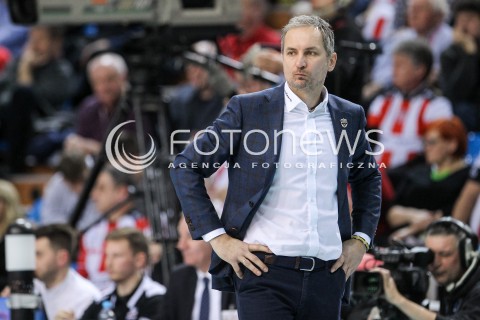  04.02.2018 RZESZOW <br />SIATKOWKA PLUSLIGA 2017/2018 MEN VOLLEYBALL POLAND POLISH PLUS LIGA LEAGUE SEASON 2017/2018 <br />MECZ ASSECO RESOVIA RZESZOW - PGE SKRA BELCHATOW <br />N/Z ANDRZEJ KOWAL - I TRENER ( HEAD COACH ) SYLWETKA <br /> 