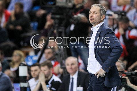  04.02.2018 RZESZOW <br />SIATKOWKA PLUSLIGA 2017/2018 MEN VOLLEYBALL POLAND POLISH PLUS LIGA LEAGUE SEASON 2017/2018 <br />MECZ ASSECO RESOVIA RZESZOW - PGE SKRA BELCHATOW <br />N/Z ANDRZEJ KOWAL - I TRENER ( HEAD COACH ) SYLWETKA <br /> 