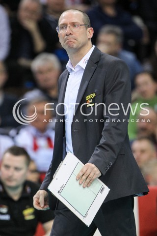  04.02.2018 RZESZOW <br />SIATKOWKA PLUSLIGA 2017/2018 MEN VOLLEYBALL POLAND POLISH PLUS LIGA LEAGUE SEASON 2017/2018 <br />MECZ ASSECO RESOVIA RZESZOW - PGE SKRA BELCHATOW <br />N/Z ROBERTO PIAZZA - I TRENER ( HEAD COACH ) SYLWETKA <br /> 