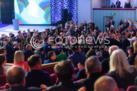  06.02.2018 WARSZAWA TEATR WIELKI<br />GALA 25 LECIA GAZETY POLSKIEJ ORAZ STREFY WOLNEGO SLOWA<br />N/Z OKLASKI NA STOJACO DLA JAROSLAWA KACZYNSKIEGO<br /> 