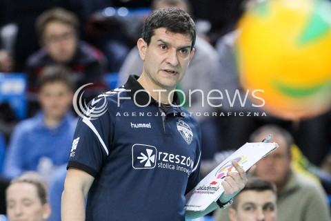  07.02.2018 RZESZOW POLAND<br />SIATKOWKA LIGA MISTRZYN <br />2018 CEV VOLLEYBALL CHAMPIONS LEAGUE - WOMEN <br />MECZ DEVELOPRES SKYRES RZESZOW - VOLERO ZURICH <br />N/Z LORENZO MICELLI - I TRENER ( HEAD COACH ) SYLWETKA <br /> 