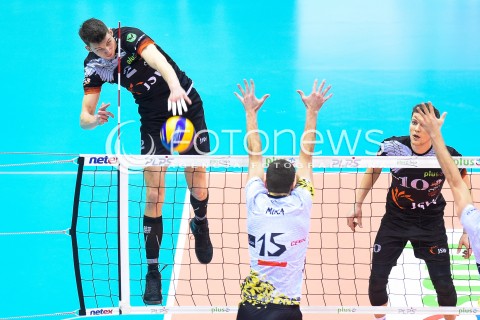  07.02.2018 GDANSK<br />SIATKOWKA - PLUS LIGA SEZON 2017/2018<br />MECZ TREFL GDANSK - JASTRZEBSKI WEGIEL<br />N/Z MACIEJ MUZAJ LUKAS KAMPA<br /> 