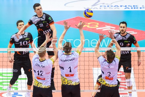  07.02.2018 GDANSK<br />SIATKOWKA - PLUS LIGA SEZON 2017/2018<br />MECZ TREFL GDANSK - JASTRZEBSKI WEGIEL<br />N/Z LUKAS KAMPA MACIEJ MUZAJ JASON DE ROCCO<br /> 