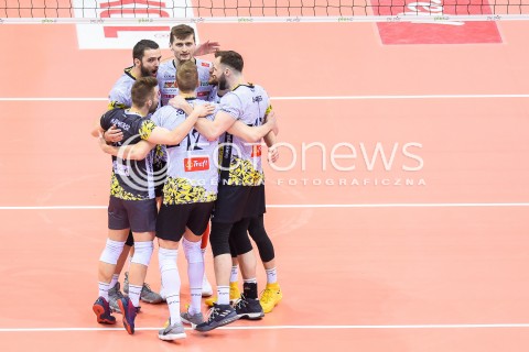  07.02.2018 GDANSK<br />SIATKOWKA - PLUS LIGA SEZON 2017/2018<br />MECZ TREFL GDANSK - JASTRZEBSKI WEGIEL<br />N/Z MATEUSZ MIKA PIOTR NOWAKOWSKI ARTUR SZALPUK FABIAN MAJCHERSKI BRAD GUNTER<br /> 
