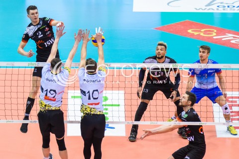  07.02.2018 GDANSK<br />SIATKOWKA - PLUS LIGA SEZON 2017/2018<br />MECZ TREFL GDANSK - JASTRZEBSKI WEGIEL<br />N/Z MACIEJ MUZAJ<br /> 