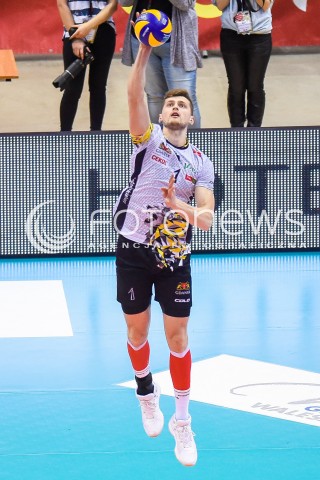 07.02.2018 GDANSK<br />SIATKOWKA - PLUS LIGA SEZON 2017/2018<br />MECZ TREFL GDANSK - JASTRZEBSKI WEGIEL<br />N/Z PIOTR NOWAKOWSKI<br /> 
