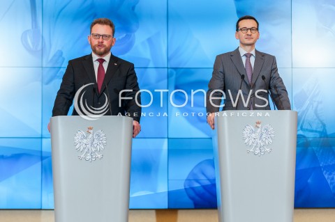  08.02.2018 WARSZAWA<br />KONFERENCJA PRASOWA PREMIERA MATEUSZA MORAWIECKIEGO I MINISTRA ZDROWIA LUKASZA SZUMOWSKIEGO NA TEMAT POROZUMIENIA Z LEKARZAMI REZYDENTAMI<br />N/Z MATEUSZ MORAWIECKI LUKASZ SZUMOWSKI<br /> 