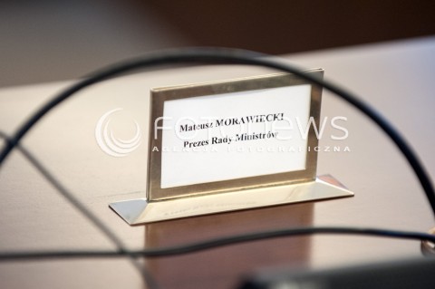  14.02.2018 WARSZAWA<br />POSIEDZENIE RADY MINISTROW<br />N/Z TABLICZKA MATEUSZ MORAWIECKI PREZES RADY MINISTROW<br /> 