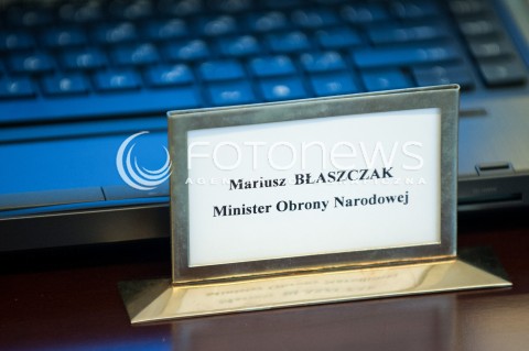  14.02.2018 WARSZAWA<br />POSIEDZENIE RADY MINISTROW<br />N/Z TABLICZKA MARIUSZ BLASZCZAK MINISTER OBRONY NARODOWEJ<br /> 