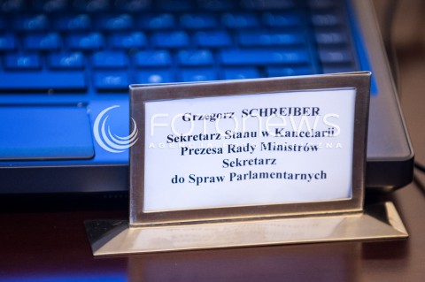  14.02.2018 WARSZAWA<br />POSIEDZENIE RADY MINISTROW<br />N/Z TABLICZKA GRZEGORZ SCHREIBER SEKRETARZ DO SPRAW PARLAMENTARNYCH<br /> 