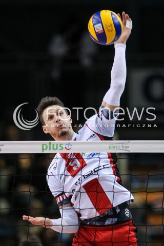  18.02.2018 RZESZOW<br />SIATKOWKA PLUSLIGA 2017/2018 MEN VOLLEYBALL POLAND POLISH PLUS LIGA LEAGUE SEASON 2017/2018<br />MECZ ASSECO RESOVIA RZESZOW - JASTRZEBSKI WEGIEL <br />N/Z THIBAULT ROSSARD SYLWETKA ATAK <br /> 