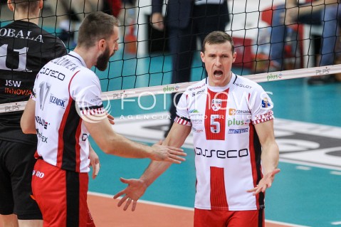  18.02.2018 RZESZOW<br />SIATKOWKA PLUSLIGA 2017/2018 MEN VOLLEYBALL POLAND POLISH PLUS LIGA LEAGUE SEASON 2017/2018<br />MECZ ASSECO RESOVIA RZESZOW - JASTRZEBSKI WEGIEL <br />N/Z LUKAS TICHACEK MARCIN MOZDZONEK RADOSC EMOCJE <br /> 