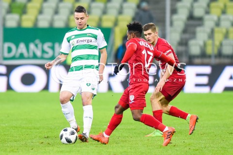  18.02.2018 GDANSK <br />PILKA NOZNA - EKSTRAKLASA SEZON 2017/2018<br />MECZ LECHIA GDANSK - PIAST GLIWICE<br />N/Z ARIEL BORYSIUK JOEL VALENCIA<br /> 
