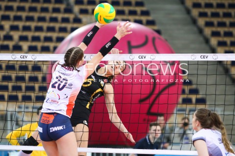  20.02.2018 LODZ SIATKOWKA PUCHAR CEV SEZON 2017/2018 <br />
GROT BUDOWLANI LODZ -  VAKIFBANK ISTANBUL<br />
N/Z KUBRA AKMAN CALISKAN<br />
 