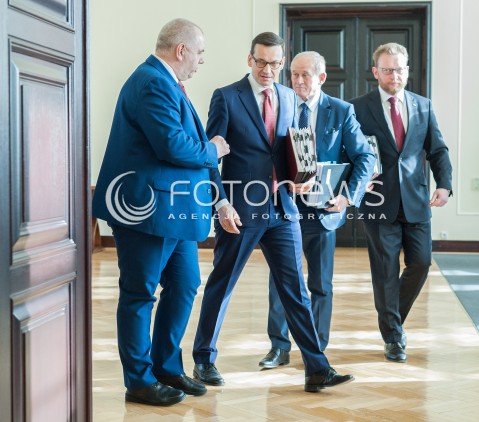 20.02.2018 WARSZAWA<br />POSIEDZENIE RADY MINISTROW<br />N/Z MATEUSZ MORAWIECKI JACEK SASIN KRZYSZTOF TCHORZEWSKI LUKASZ SZUMOWSKI<br /> 